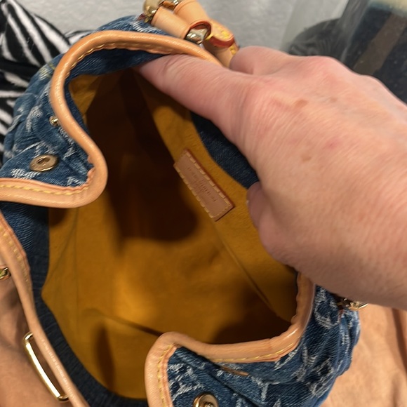 AUTHENTIC Louis Vuitton Pleaty denim bag. I purchased this bag in 2005. - Picture 7 of 17